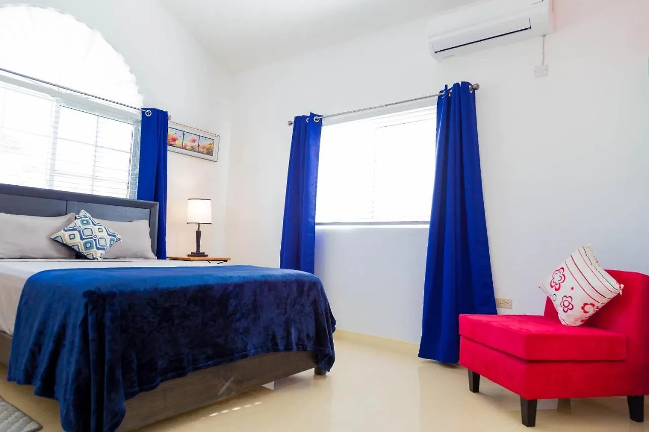 וילה הוילה Ellis Caymanas The Gulf Retreat Oasis